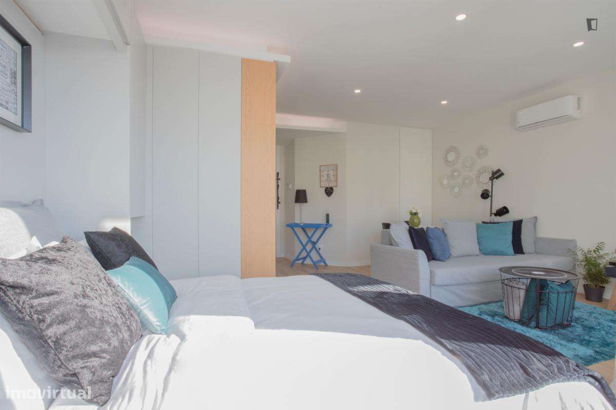 Estúdio - localizado em Santo Ildefonso Porto - Grande imagem: 5/10