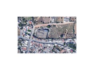 Terreno para construção na freguesia de Quelfes