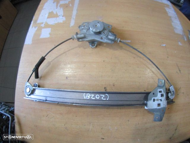 Elevador Sem Motor Elevsm2028 HYUNDAI GETZ VAN 2004 1.5CRDI 82CV 3P CINZA FD - 2