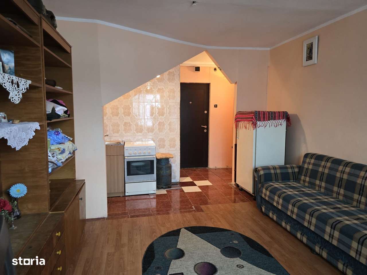 De vânzare garsonieră de buget Strada Condorilor, (uzina Aerostar).-5