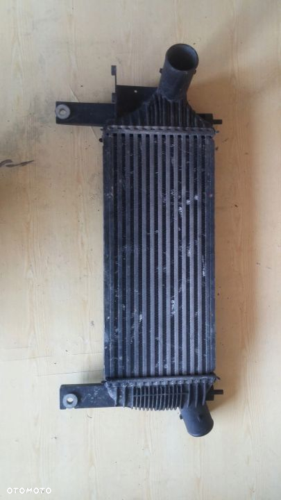 INTERCOOLER CHŁODNICA POWietrza nissan navara 2.5d - 4