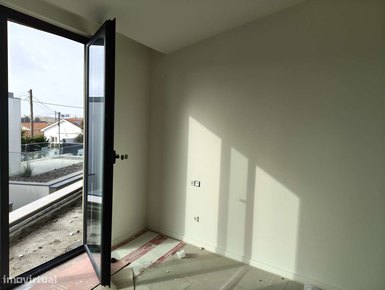 MORADIA NOVA - com PISCINA comum - PRAIA SALGUEIROS - CANIDELO-37