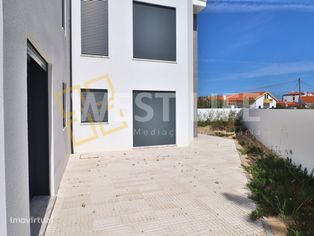 Fantástica Moradia T4 NOVA com jardim e churrasqueira a 500 metros ... - Grande imagem: 3/27