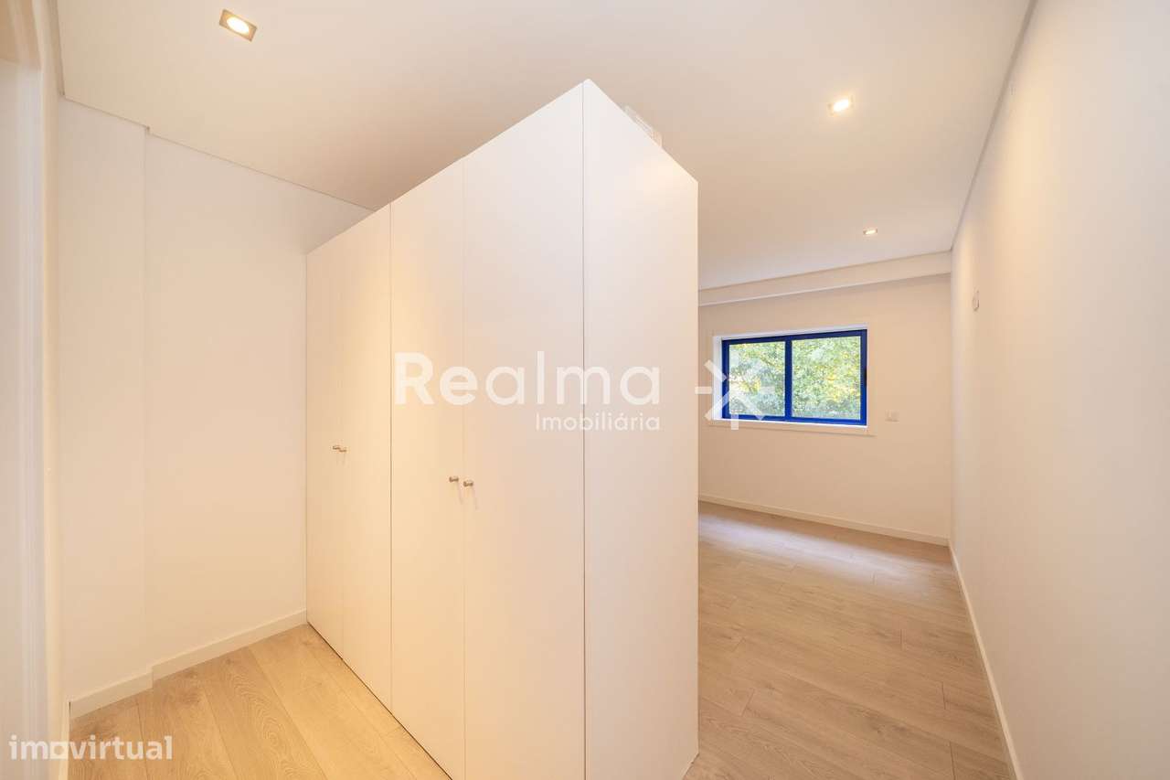 Apartamento T2 Renovado - S.José de S.Lazaro-24