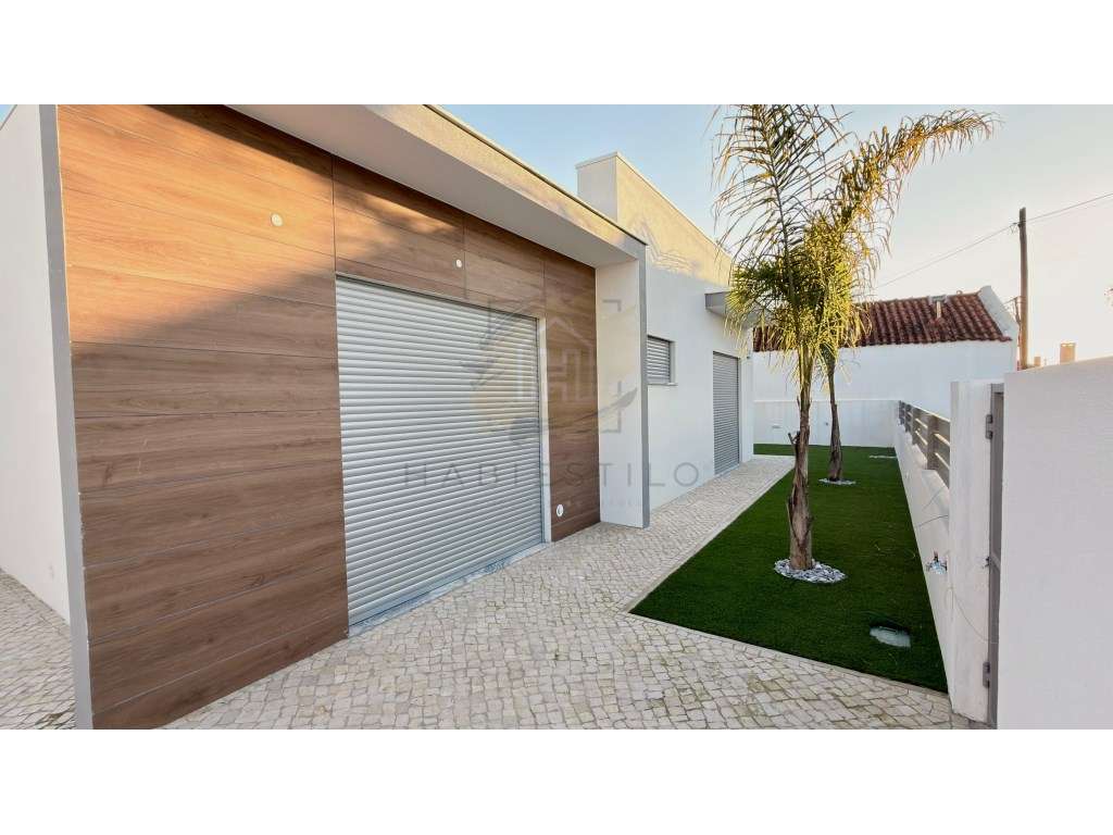 Moradia T4 em Azeitão | Pronta a escriturar-3