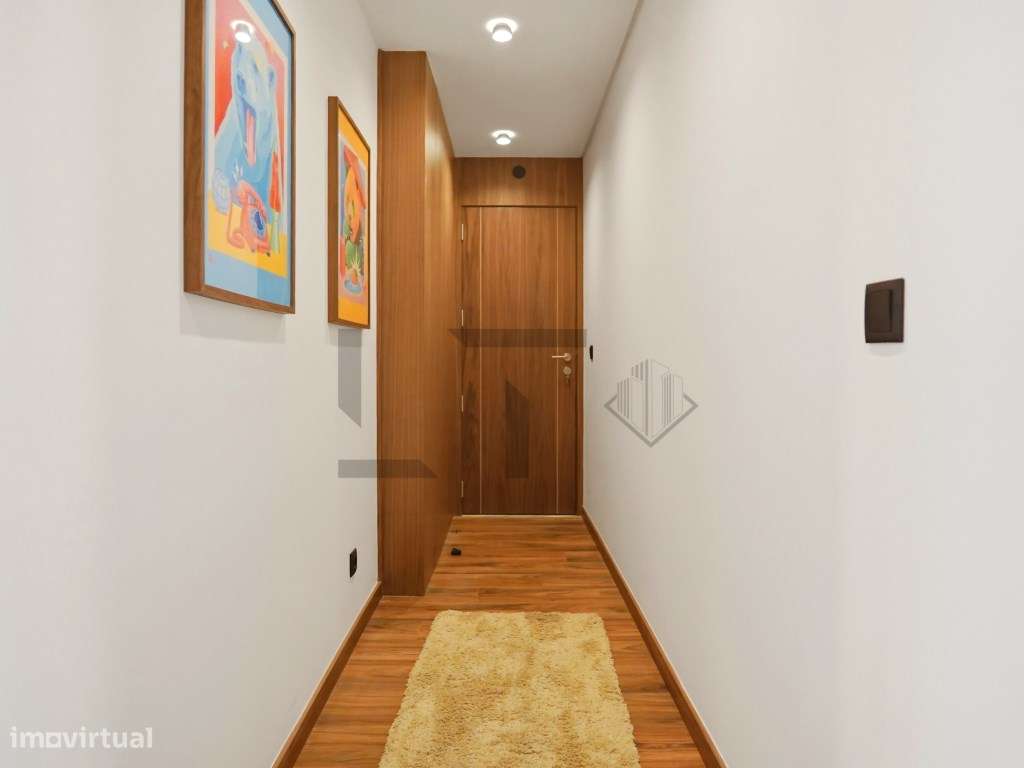 Apartamento T1 Totalmente Renovado com Acabamentos de Luxo, Varanda...-14