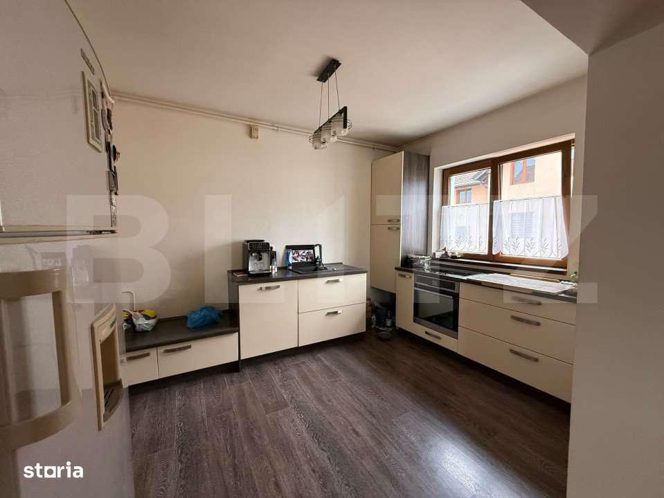 Apartament de vanzare, 3 camere + 2 bai, 87 mp, Sibiu - Imagine principală: 3/6