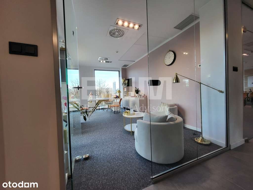Przestronne biuro w doskonałej lokalizacji-7