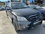 Dezmembrez / Dezmembrari / Piese / Accesorii Kia sorento 2.5 crdi 140 cp 2005 cutie manuala volan stanga - 2