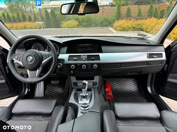 BMW Seria 5 530d Edition Exclusive - 16