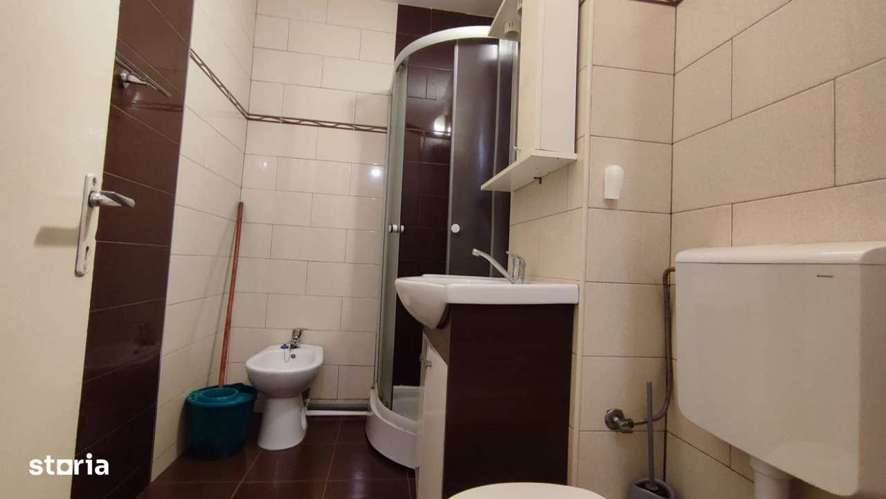 Narcisa, 2 camere decomandat,etaj mic-4