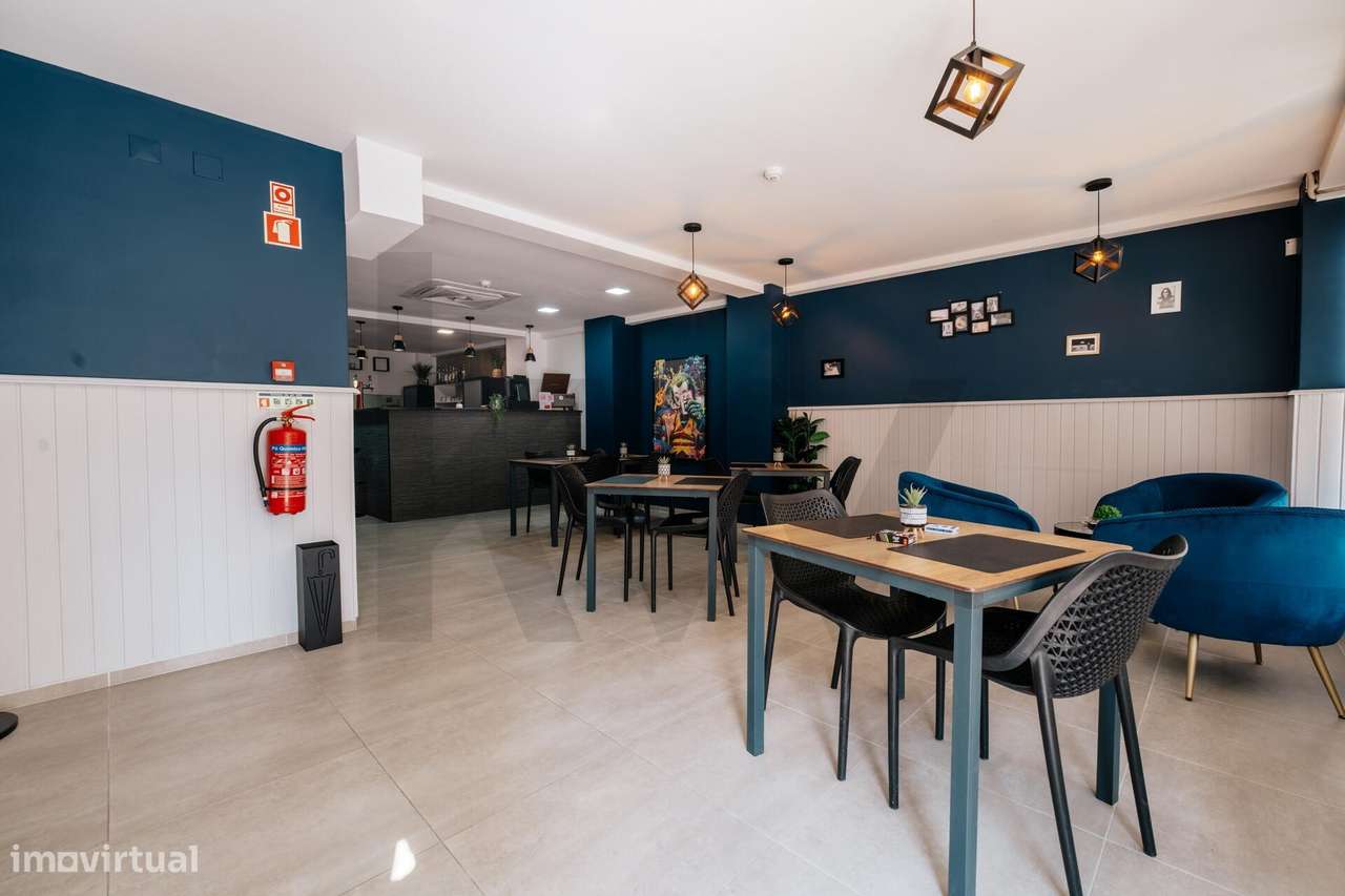 Trespasse de Restaurante Equipado e Remodelado na Rua dos Combatentes,-3
