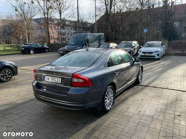 Volvo S80 2.4D Executive - 12