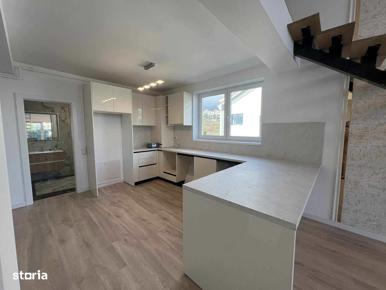 Penthouse , 4 camere, 3 bai , 130 mp - finisat lux-4