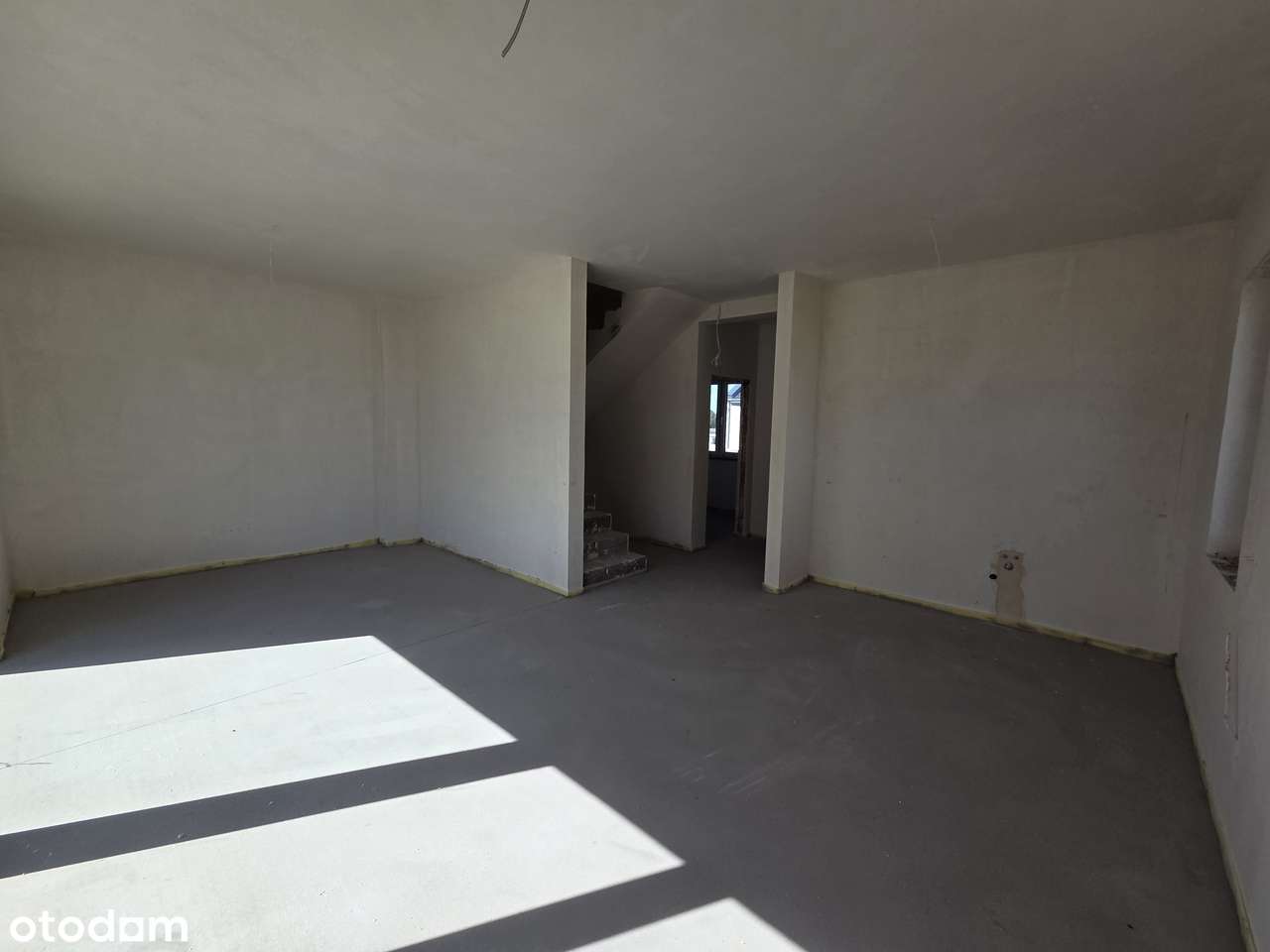 Tarnowo Podg., Góra - piętrowy, 2 łazienki, gotowy do odbioru-8