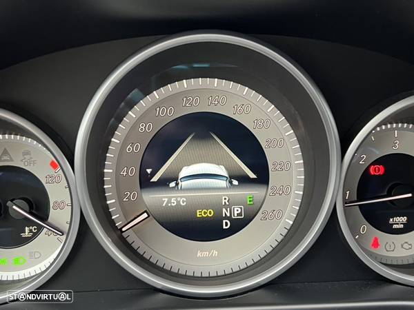 Mercedes-Benz E 220 BlueTEC 9G-TRONIC Avantgarde - 21