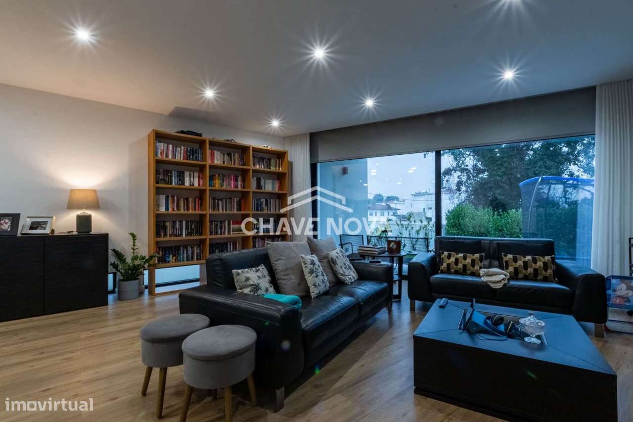 Moradia T4 de Luxo em Milheirós - Grande imagem: 3/25