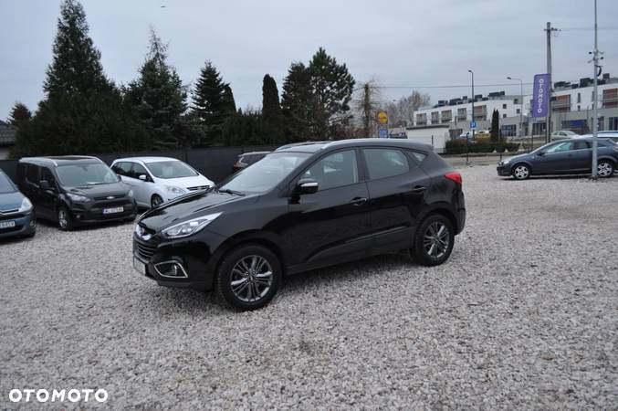 Hyundai ix35 1.6 2WD Fifa World Cup Edition - 18