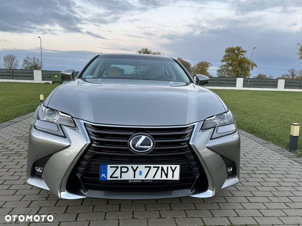 Lexus GS 300h - 3