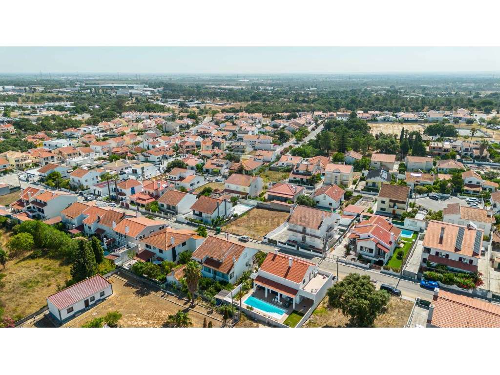 Terreno Urbano com 641 m² | Quinta do Padre Nabeto | Setúbal-5