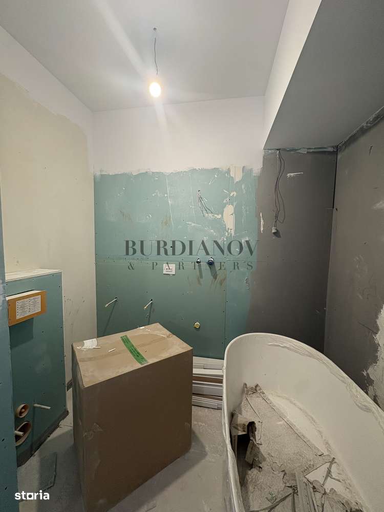 Apartament cu 3 camere - două băi - Etalon Lacul Morii - Vedere Lac-13