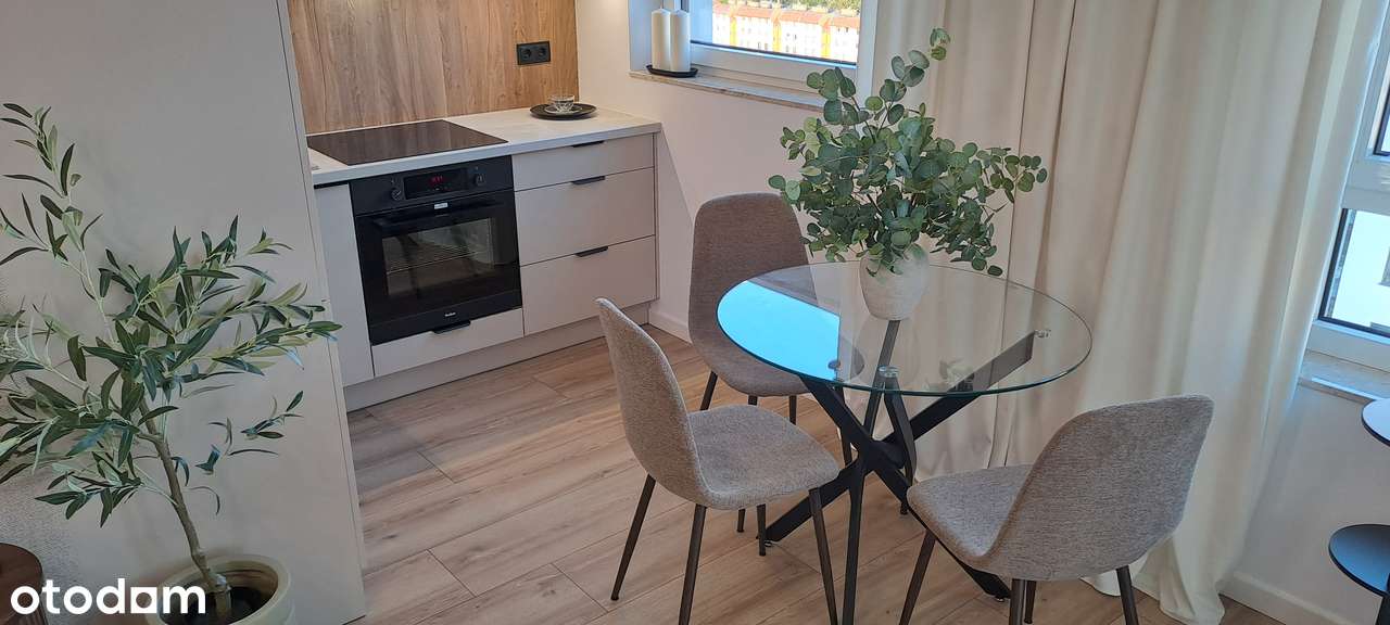 Słoneczna kawalerka|widok na panoramę Poznania|Marcelin|Bezpośrednio