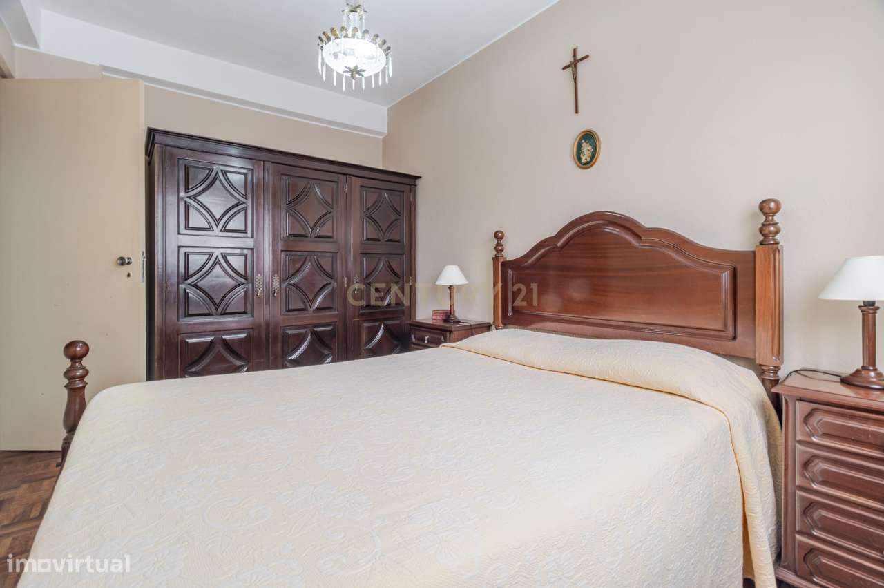 Apartamento T3 em Setúbal  e Boa Exposição Solar-22