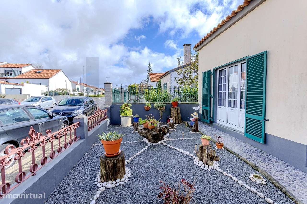 Moradia T4 com estacionamento – Relva, Ponta Delgada-46
