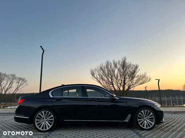 BMW Seria 7 730d xDrive - 12