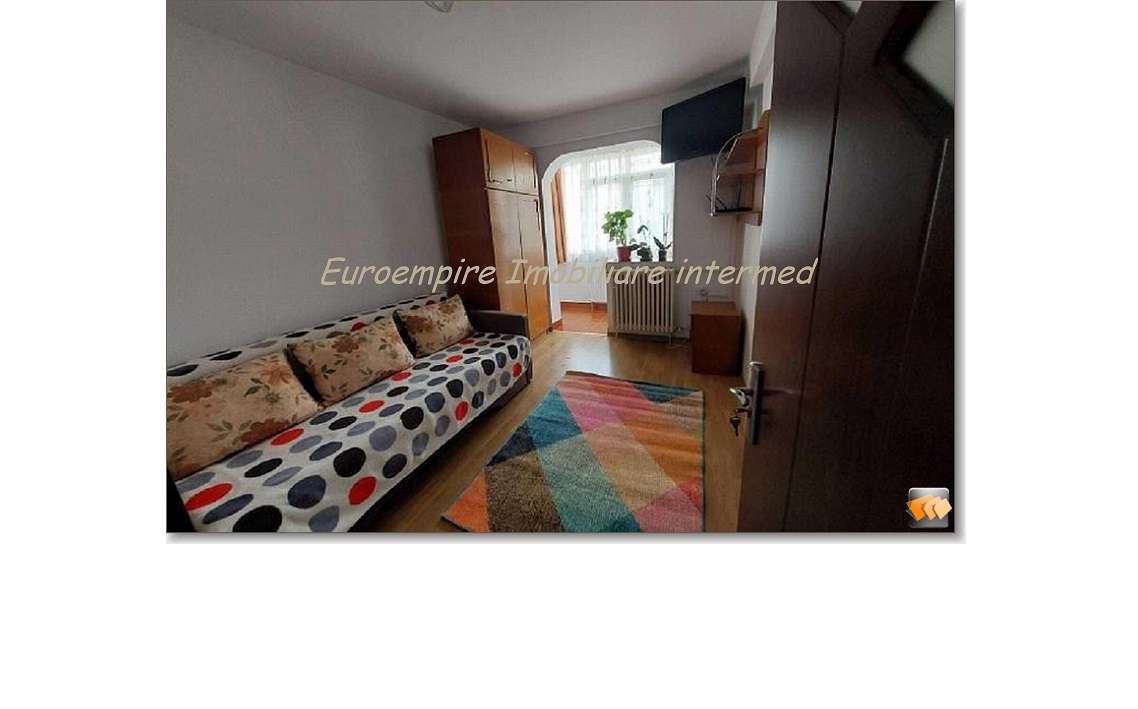 Apartament 3 camere de vanzare Casa de Cultura-3