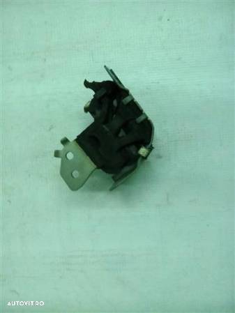 Tampon esapament Renault Scenic An 2004-2016 cod 820035447G - 3