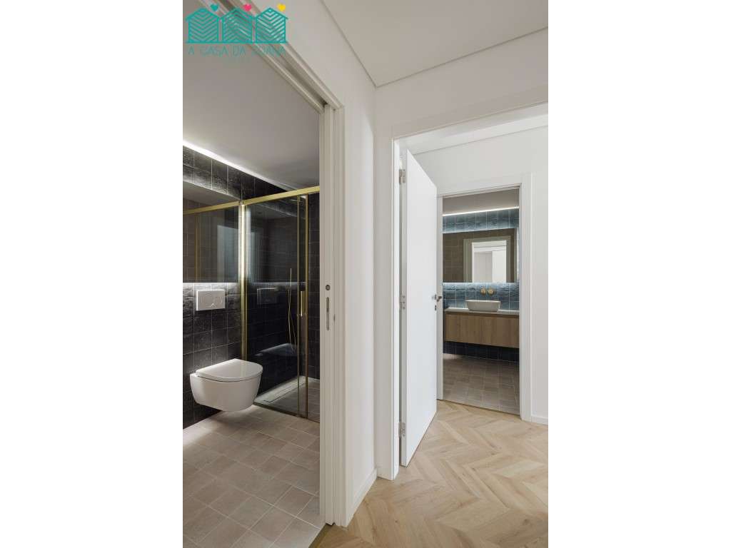Apartamento T2 com Terraço na Praia da Barra-9