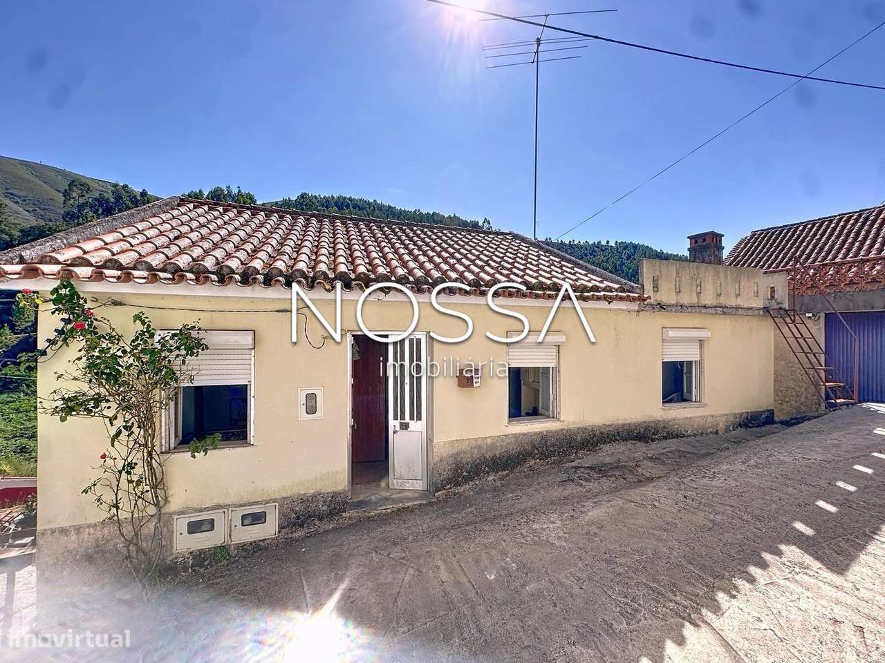 Moradia Bifamifamiliar | Dois pisos independentes | Arganil | Recup... - Grande imagem: 3/41
