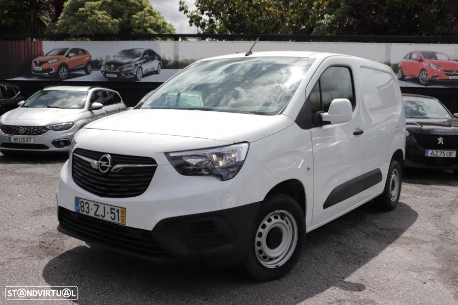 Opel Combo 1.5 CDTI L1H1 3L Essentia - 2