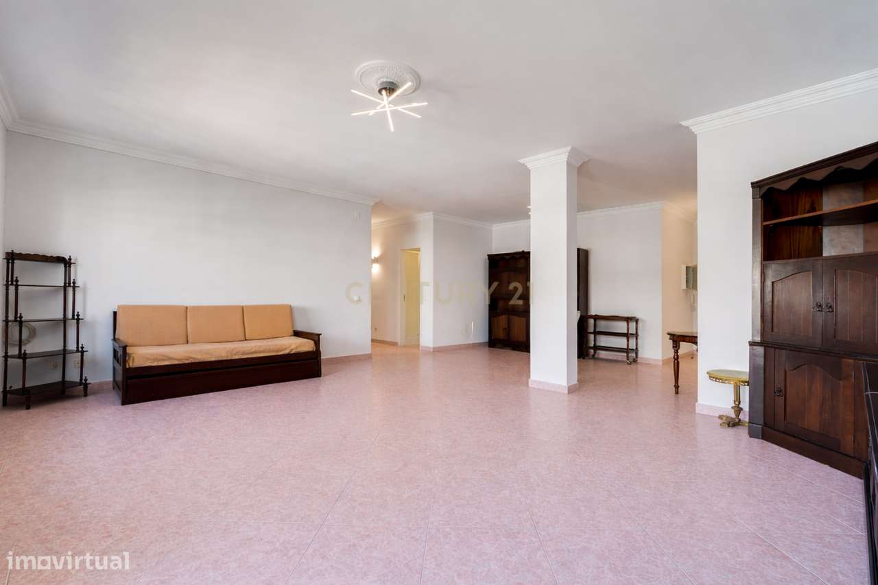 Apartamento T3 a 300m da Praia em Quarteira-3