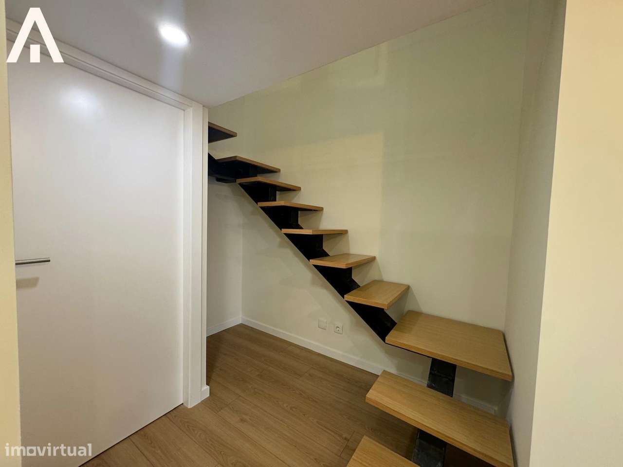 T1 com Mezanino - Grande imagem: 5/10