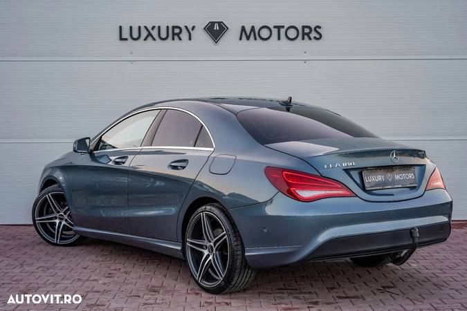 Mercedes-Benz CLA 180 BlueEFFICIENCY Edition - 3