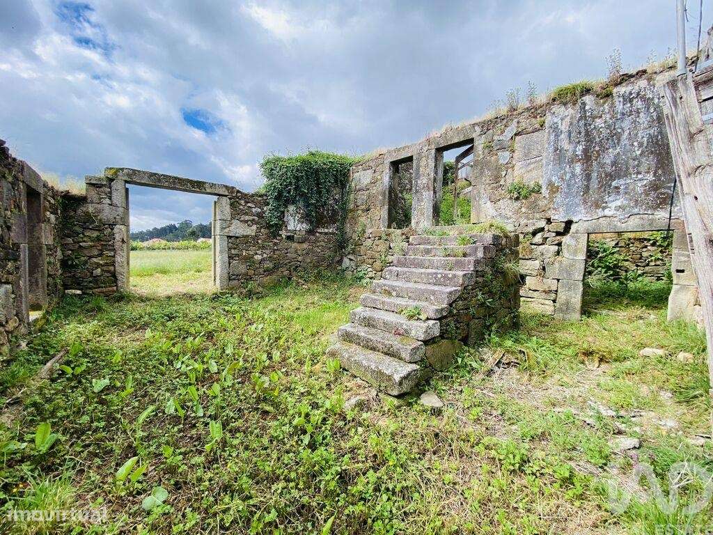 Casa / Villa T1 em Candemil e Gondar de 250,00 m2 - Grande imagem: 2/23