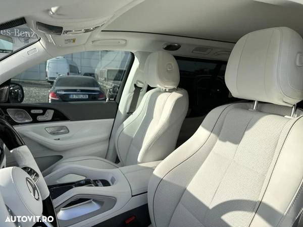 Mercedes-Benz GLS Maybach - 11