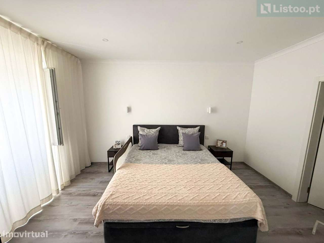 Moradia T3 com terraço, no centro Cartaxo-6