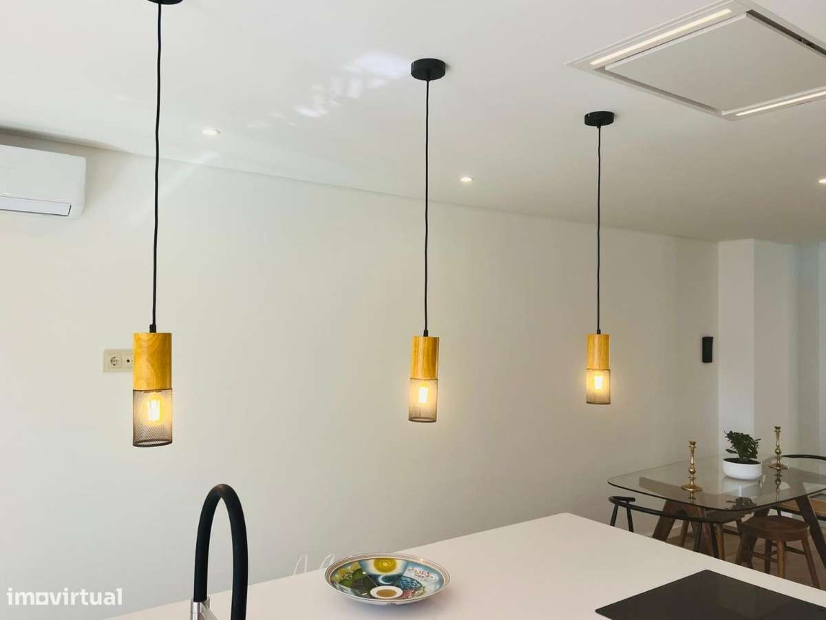 Moradia T4 com garagem baixa de Faro-7