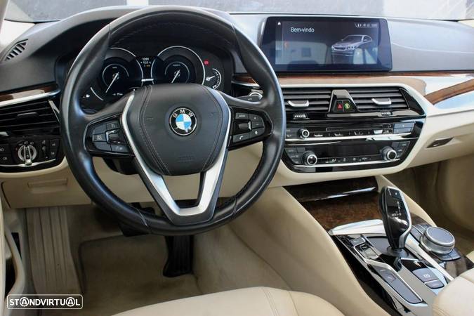 BMW 530 e iPerformance - 11