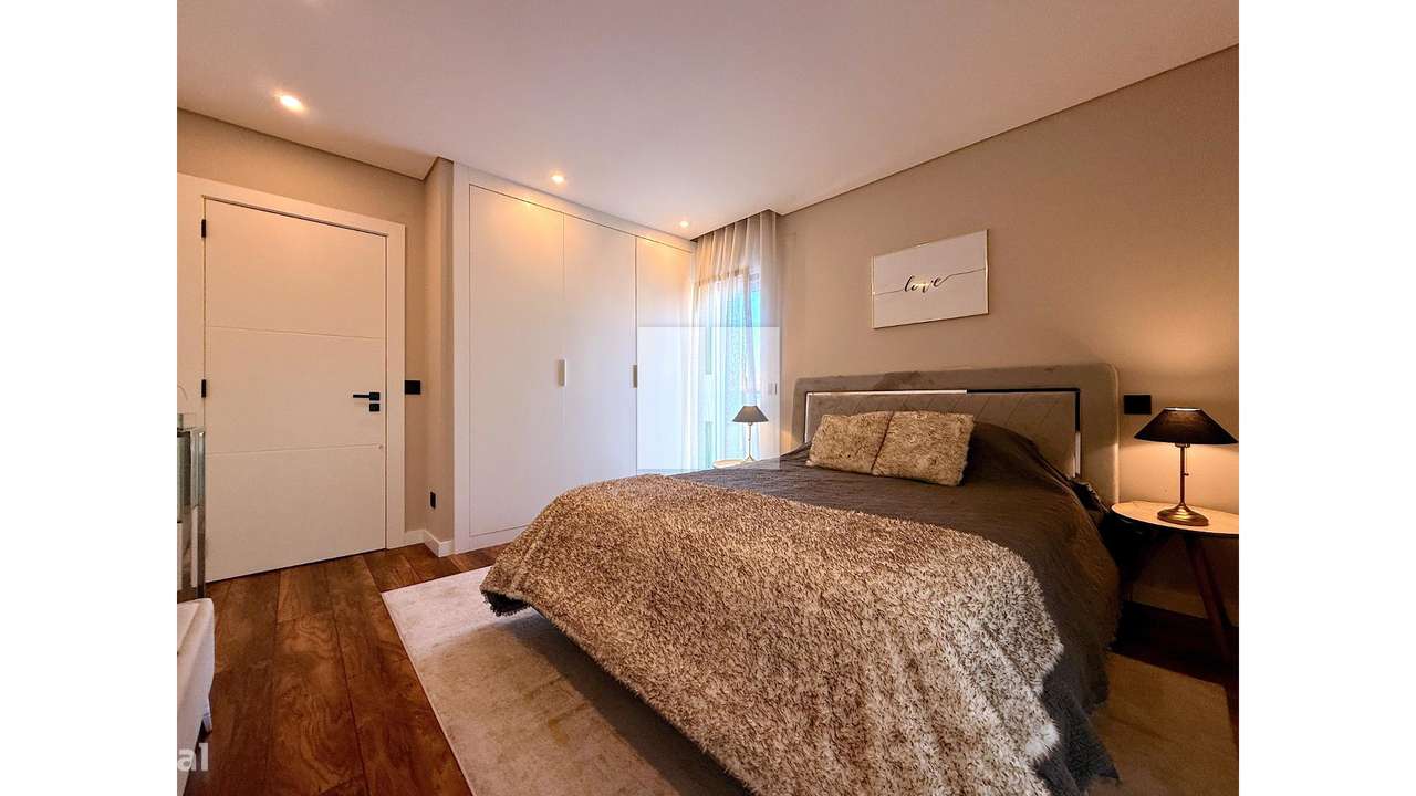 T4 Luxo 239m² em Buarcos-30