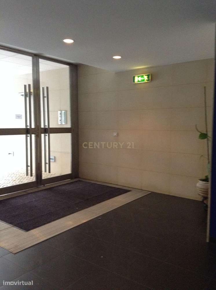 Apartamento T1 junto ao Parque das Conchas-20