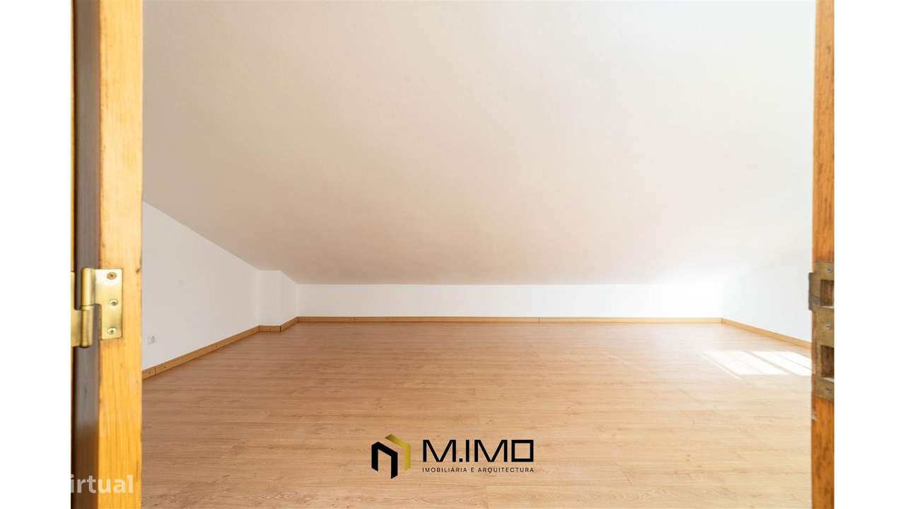 Moradia M3 com Vista Mar e Terraço Panorâmico – A 5 Minutos da Praia-33