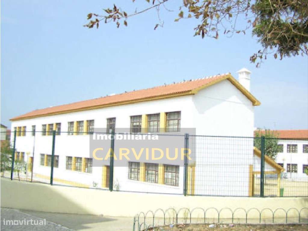 Lavradio T2 Res do chão bom estado-21