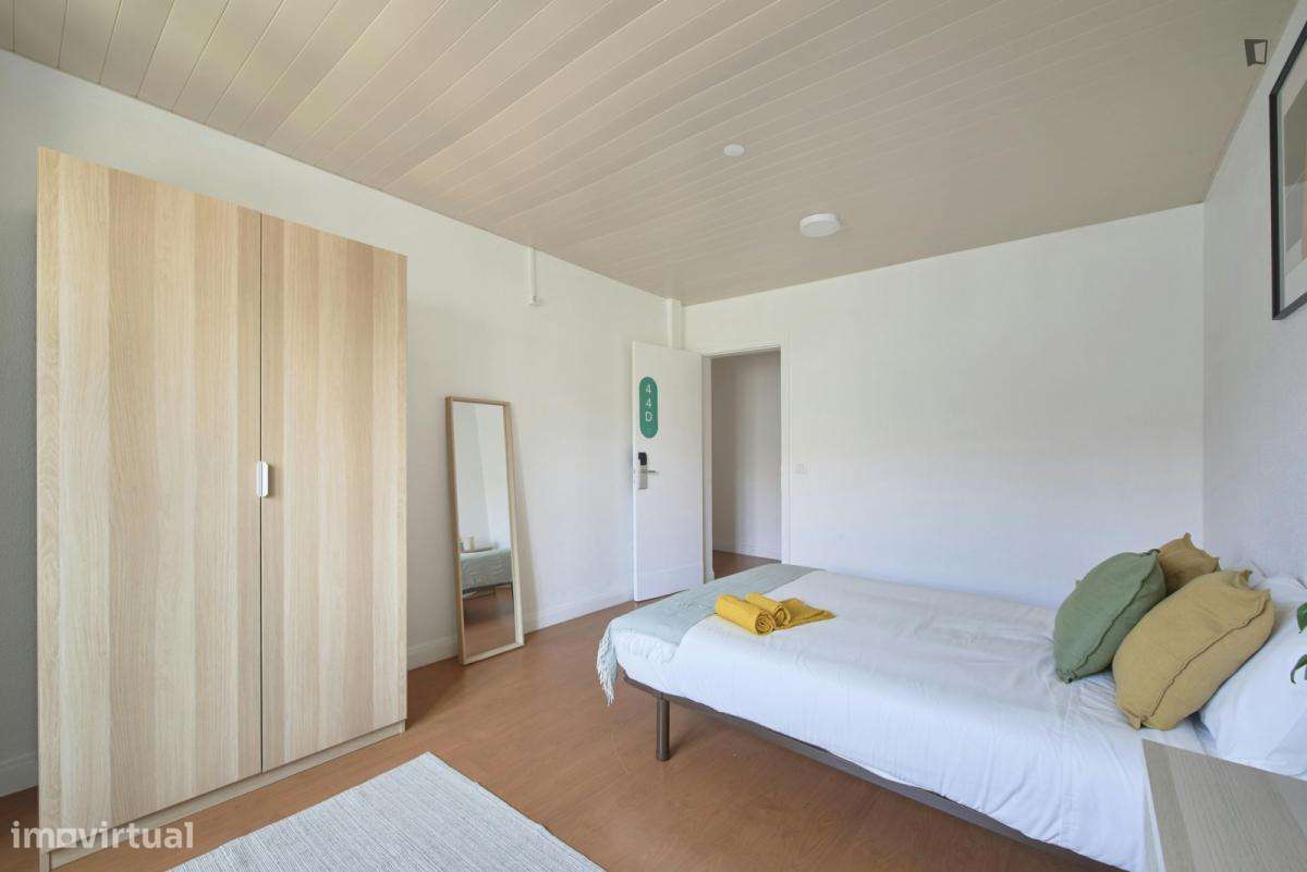 Quarto - localizado em Avenida da Liberdade Lisbon - Grande imagem: 4/7