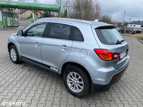 Mitsubishi ASX - 6