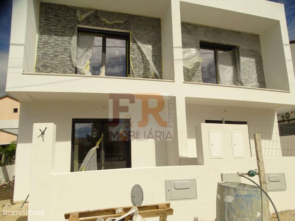 Moradia Duplex T3 Semi-Pronta!Pinhal General Fernão Ferro-29