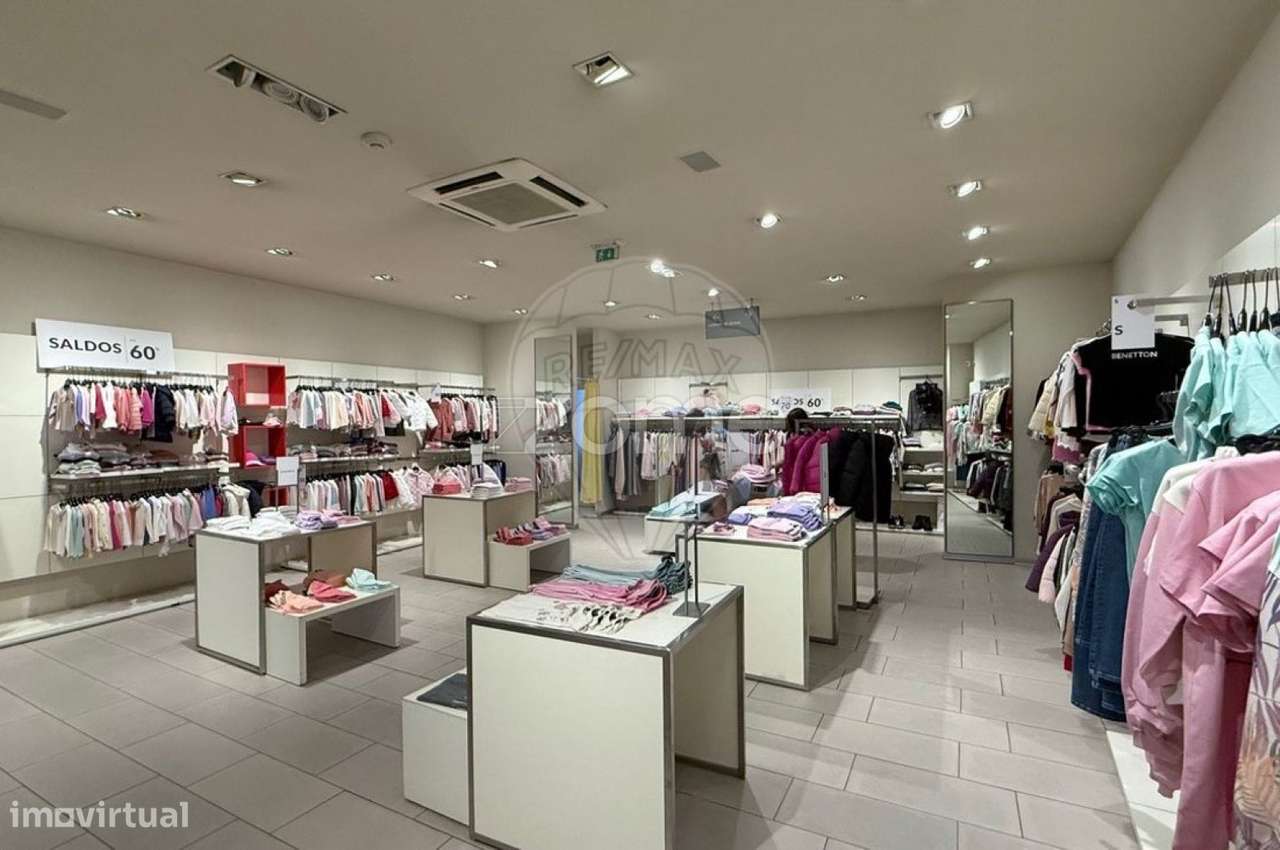 À Venda Prédio com-5